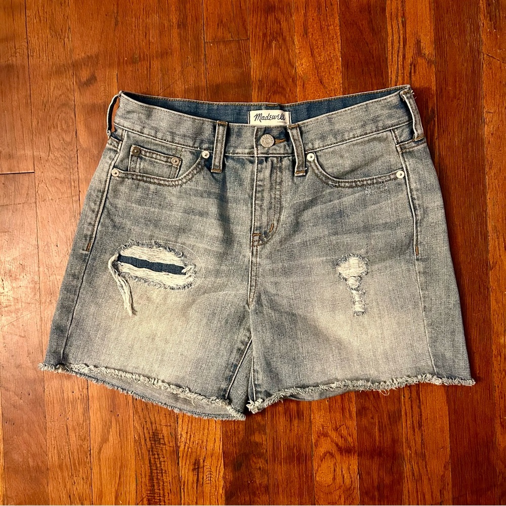 Madewell Preppy Medium Rise Medium Wash Raw Hem Distressed Denim Jean Shorts 26
